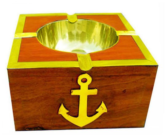 <span style="margin: 0px 0px 5px 0px; font-weight: 600;">R-1805</span><br />Ashtray