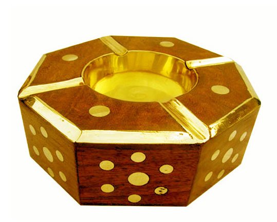 <span style="margin: 0px 0px 5px 0px; font-weight: 600;">R-1806</span><br />Ashtray