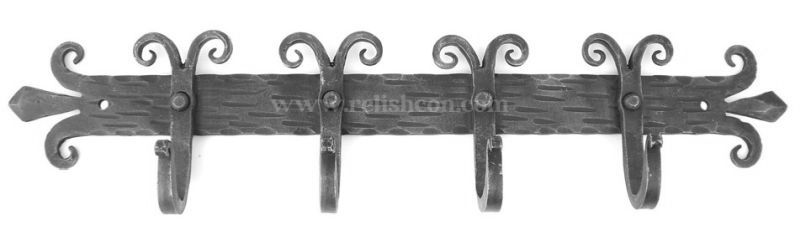 <span style="margin: 0px 0px 5px 0px; font-weight: 600;">R-3402</span><br />Hand Forged Hanger