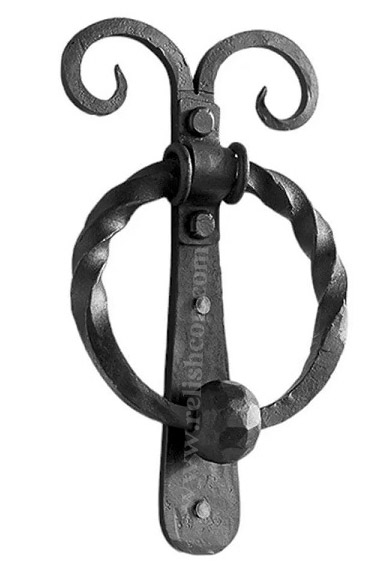 <span style="margin: 0px 0px 5px 0px; font-weight: 600;">R-3682</span><br />Forged Door Knocker