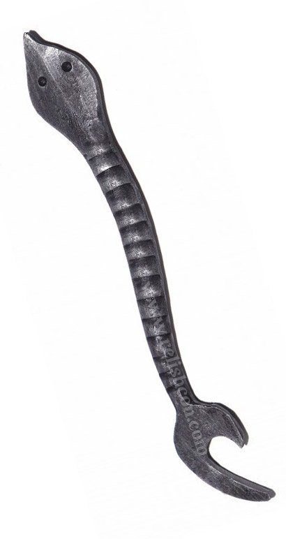 <span style="margin: 0px 0px 5px 0px; font-weight: 600;">R-3733</span><br />Hand Forged Opener